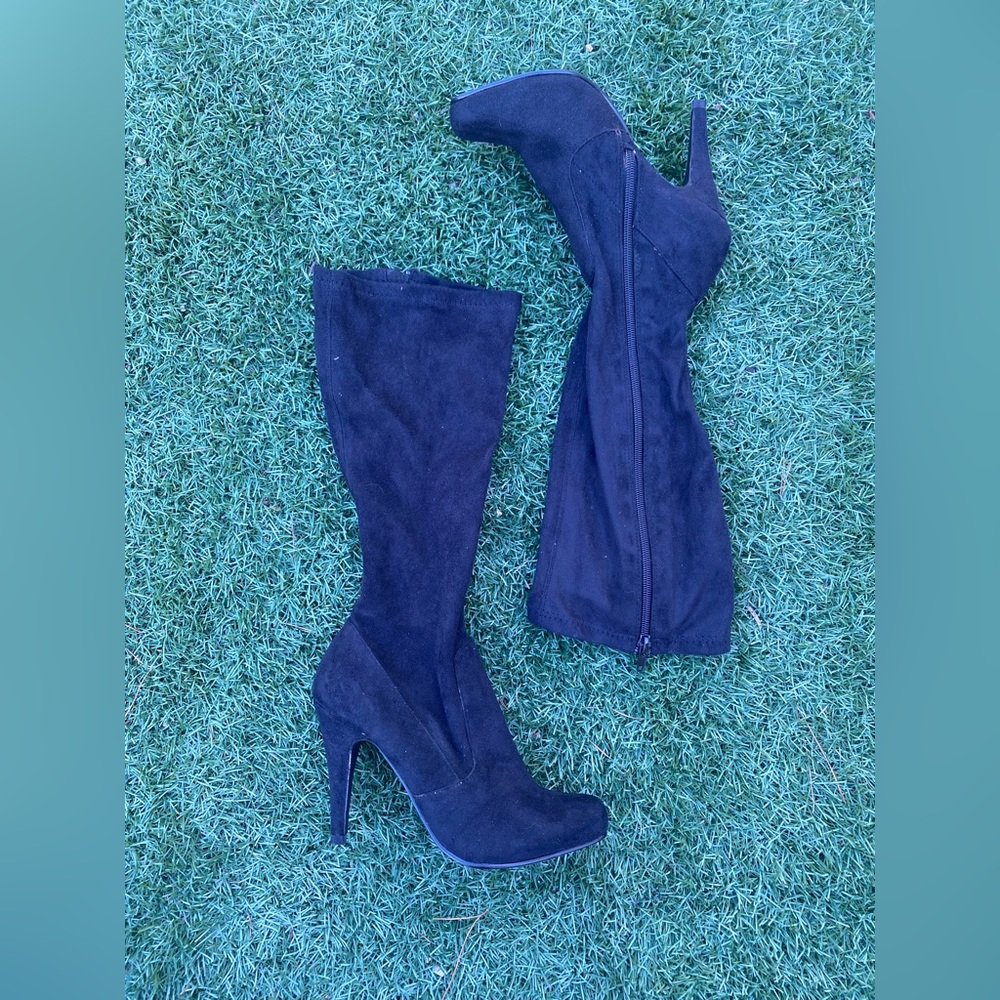 Voltage Boots